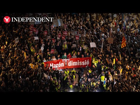 Protests held in Valencia over emergency response to deadly floods