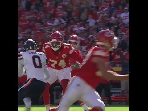 Travis Kelce catches for a 2-yard Touchdown vs. Denver Broncos