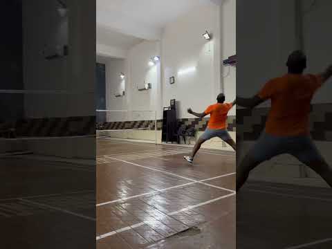 BADMINTON POWERFUL BODY SMASH JATIN SIR VS AARUSH #sports #fabulous #match #panipat #rotary #club 😍