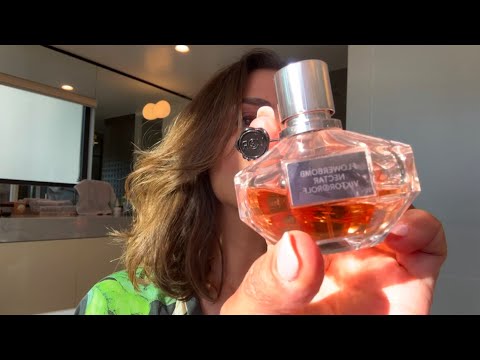 Sensual Seduction: Viktor & Rolf Flowerbomb Nectar Perfume