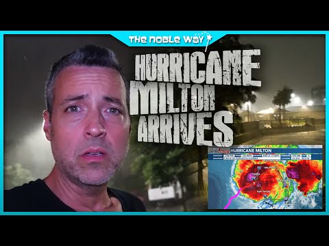 Hurricane Milton Hits Walt Disney World & Universal Studios In Orlando | Disney Shuts Down