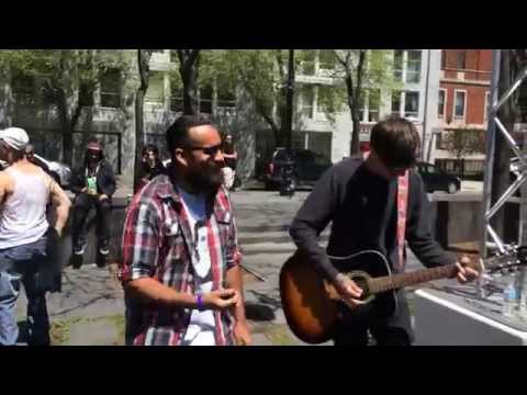 Overseas - Charleston (Acoustic, at Peace Park, Montreal)