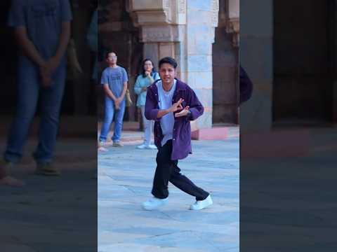 Kajra Re || Deepak Devrani Dance #dance #danceinpublic #reactionvideo