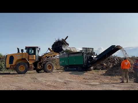 Komptech Americas Crambo 6000 Dual Shaft Shredder- Shredding Municipal Yard Waste with Maverick