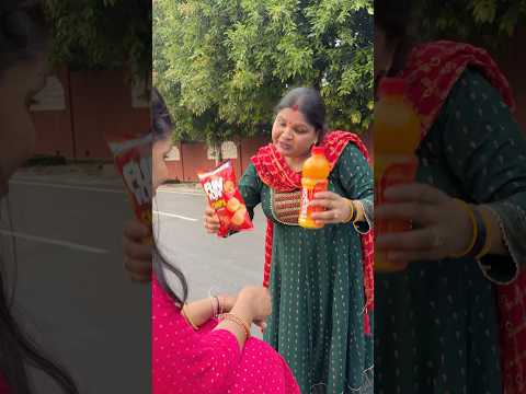 Chips Cold drink Kisko Pasand hai 😋😂 #shorts #funny #comedy #ytshorts #funnyvideo #comedyshorts