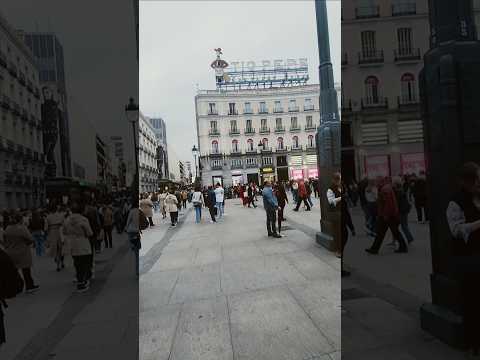 Madrid. Puerta  del Sol. Tio Pepe famous sign.