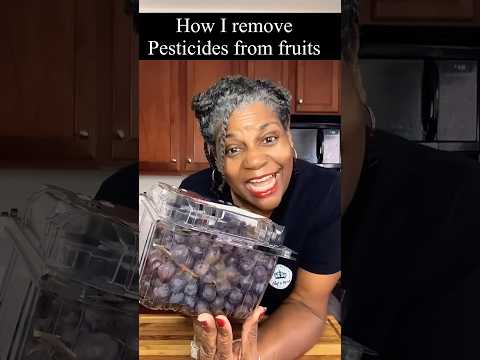 How I Remove Pesticides From Fruits! #shorts