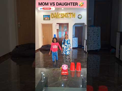 Mom Vs Daughter, Walking on Knees Challenge for Fun 😁 😂 #fungames #partygames #familygame #viral