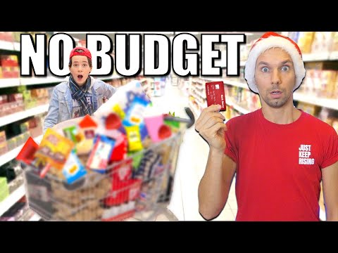 Whatever you can FIT in the TROLLEY, I will BUY! 😮 *NO BUDGET shopping challenge! Vlogmas 2022