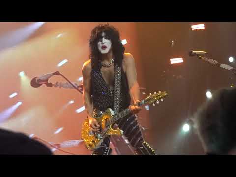 KISS EOTRWT  "Lick It Up"  Little Ceasars Arena Detroit  October 20, 2023