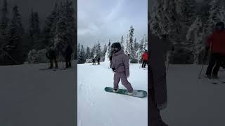 Mini park laps #snowboarding #snowboardgirl