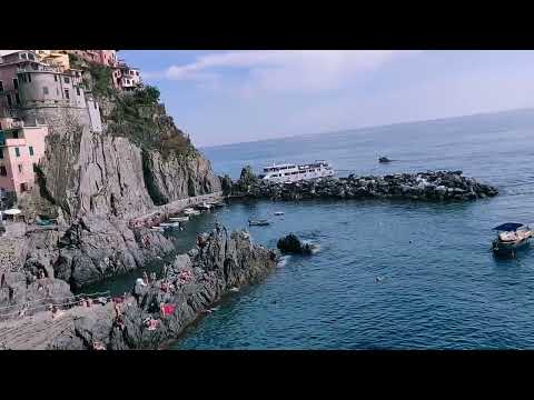 Manarola, Italy, one of the 5 villeges ..... beautiful and scenic.#travel #italy #beautiful