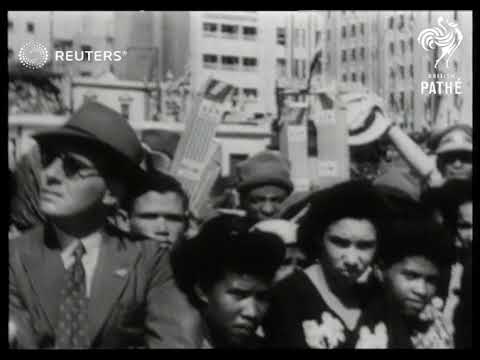 First pictures arrival of Royal Family in South Africa. Graphic dispatch includes intimate...(1947)