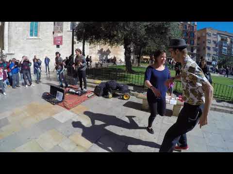 Lindy Hop Spontaneous Dancers - Borja Catanesi