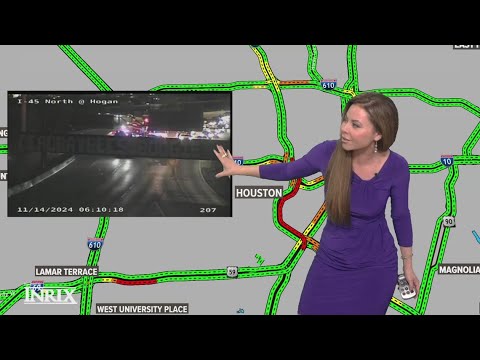 Major crash on the North Freeway causing problems near downtown