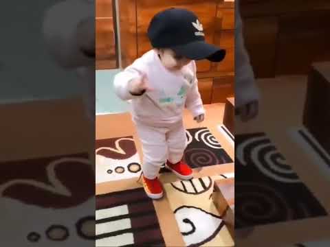 So cute baby🥰🥰 #cutebaby #shorts #ytshorts #baby