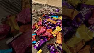 chocolate 🍫🍫🍫🍫🍫 lover#trending #viral #chikudiwaligift#shortsfeed2023 #internationalstudentsuk