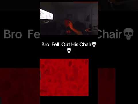 Bro fell out the chair 😭😭🙏🏽 #fnaf