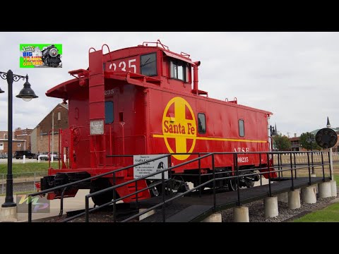 What a Caboose on a train does | Lots of Trains Galore