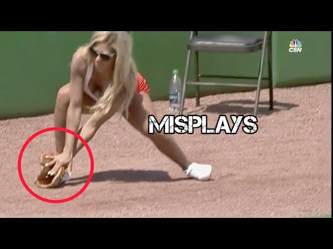 MLB | Pretty Ballgirl with amazing ability