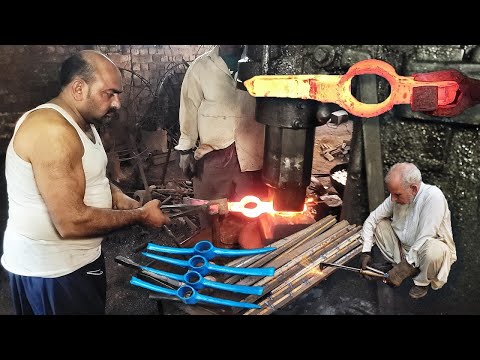 Talented Blacksmiths Made A Wonderful Pickaxe | Power Mining Hammer Axe Forging