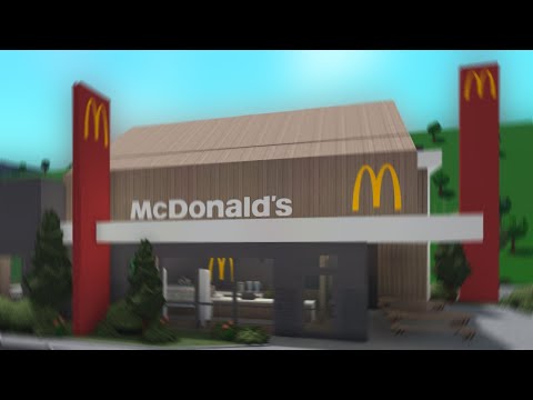 Building a McDonald's in Bloxburg