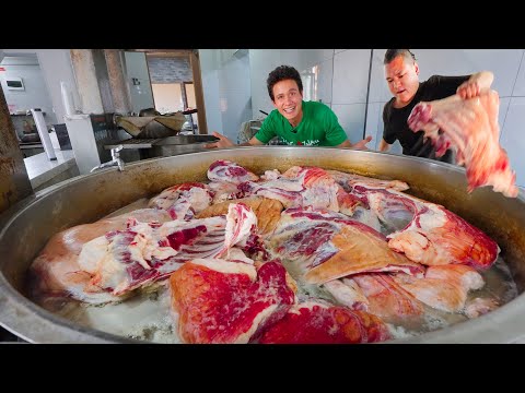 Extreme Chinese Food - JACUZZI MUTTON in Xi’an, China!!