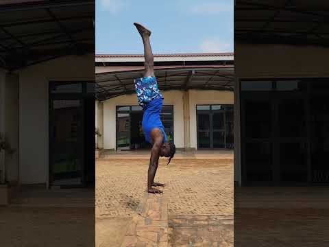 Handstand #80smusic #music #love #song #dance #disco #dancemusic #bboymusic #dancer #masterkg