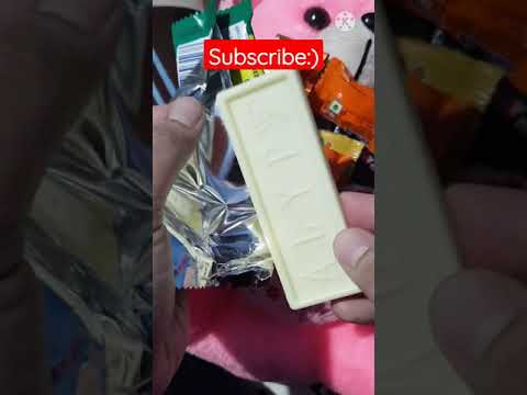 MILKY BAR || LOT'S OF CHOCOLATES #Shorts #unwraping