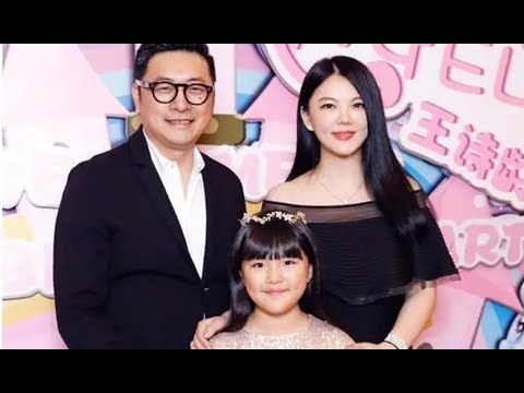 王岳伦送女儿回英国上学，王诗龄不舍落泪，李湘同行再被质疑复合