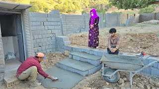 Nargis' efforts to finish the house and go to the doctor for plastic surgery