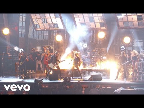 Lady Gaga, Metallica - Moth Into Flame (Dress Rehearsal for the 59th GRAMMYs)