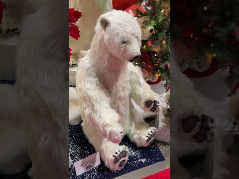 Polar Bear Animatronics at Transworld