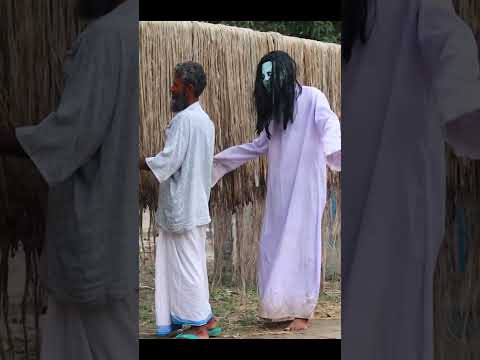 funny scary ghost prank on crazy man / best horror prank 😂😂