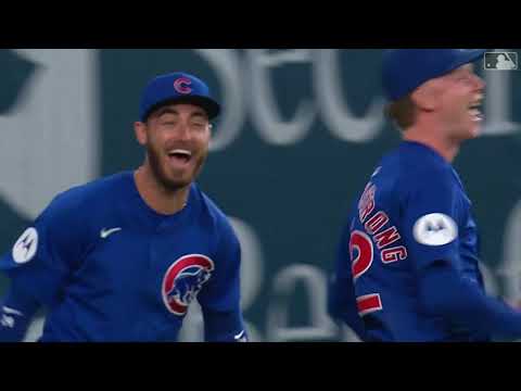 Pete Crow-Armstrong Robs Max Muncy of a Home Run to End the Game