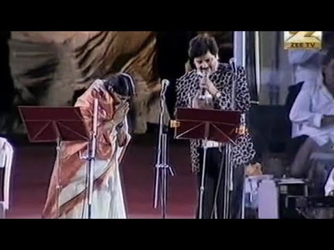 Tu Mere Saamne | Lata Mangeshkar Udit Narayan Live Hyderabad Concert 2002 | Darr