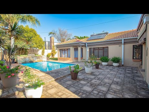 4 bedroom house for sale in Faerie Glen | Pam Golding Properties