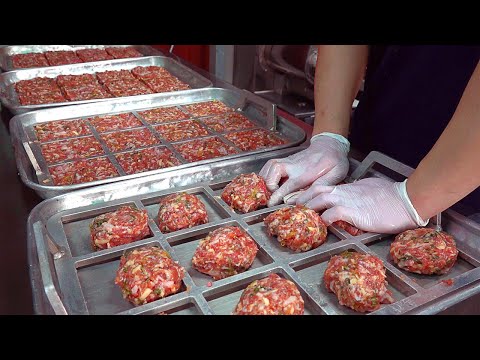 떡갈비 Amazing Charcoal-Grilled Short Rib Patties & Bamboo Leaf Noodles - Korean food