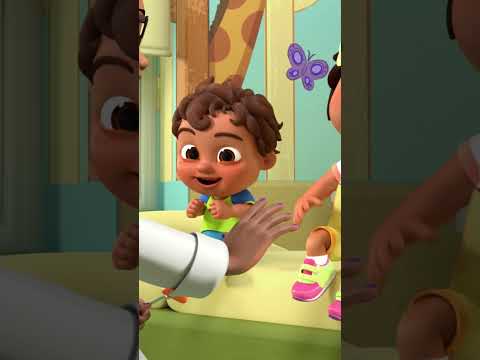 Nina Doctor Visit - Test Your Reflexes! #shorts #cocomelon #nurseryrhymes #ninaandjj