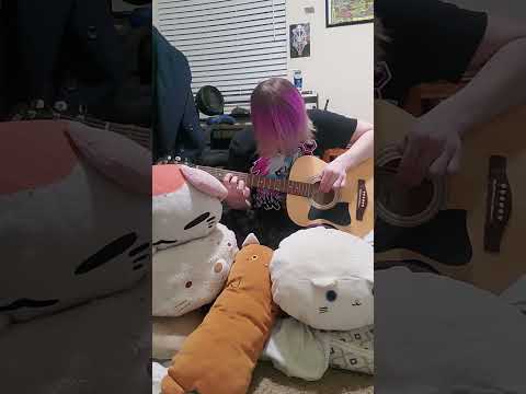 Struggling guitar noob bullsh*ts for 5 minutes with fan on in the background (while chewing gum)