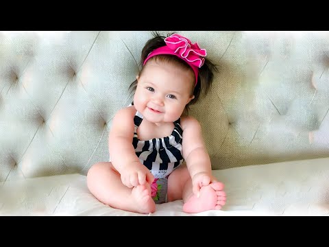 Top Hilarious Baby Moments of the Year - Funny Baby Video Compilation!