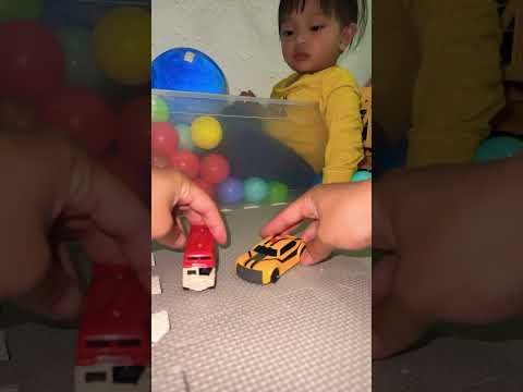 😂 #automobile #smallcar #toys #toycar #shortvideo #shorts #babyboy #babyshorts #diecast