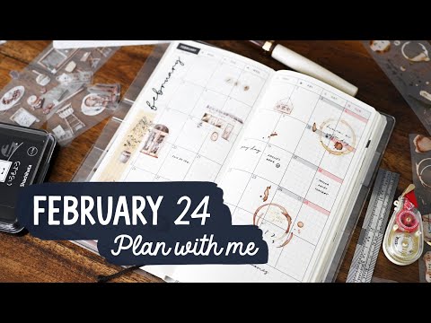 Plan with me: February 2024 | Hobonichi Weeks | Cozy Planning | Notebook Therapy