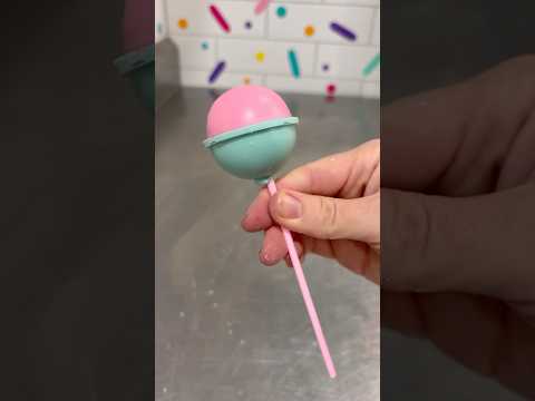 GENIUS OR NO? Katie’s CHUPAPOPS are next level!