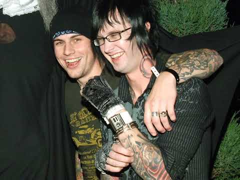 Avenged Sevenfold - Death(Fiction Demo)(With M.Shadows)