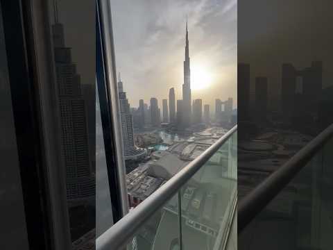 #dubairealestate #downtowndubai #burjkhalifaview #luxuryview #youtubeshorts #emaardubai