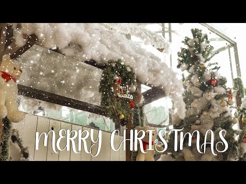 Christmas atmosphere everywhere | Great Christmas Music 2025