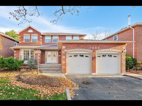 1500 Greenridge Circle, Oakville Home - Real Estate Properties