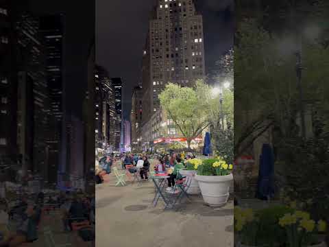 New York City’s Spring Vibes, Herald Square! 🗽✨🌷#shorts #nycwalkingtour #manhattan #newyork #nyc