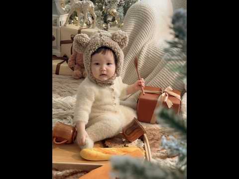 #cute#baby #funny #cutebaby #happy #shorts  #babygirl #fun #photography #shortsvideo #christmas